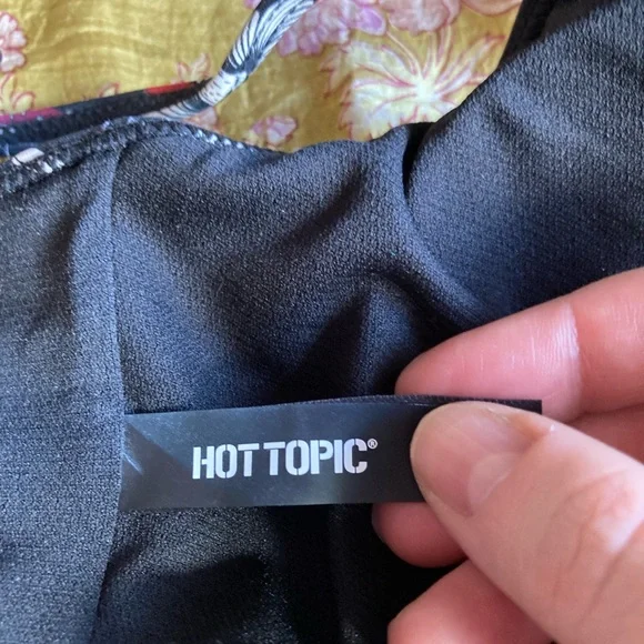 NWOT Hot Topic Mushroom & Butterfly Padded Swim Top Size XL - Picture 3 of 4